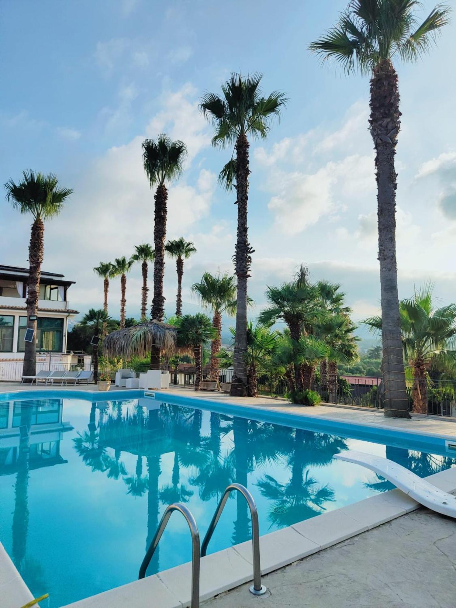 Palm House Bed and Breakfast Lamezia Terme Eksteriør billede